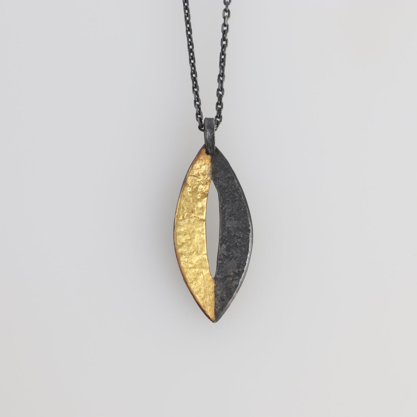 marquise_pendant_necklace_keum_boo_gold_oxidised_silver