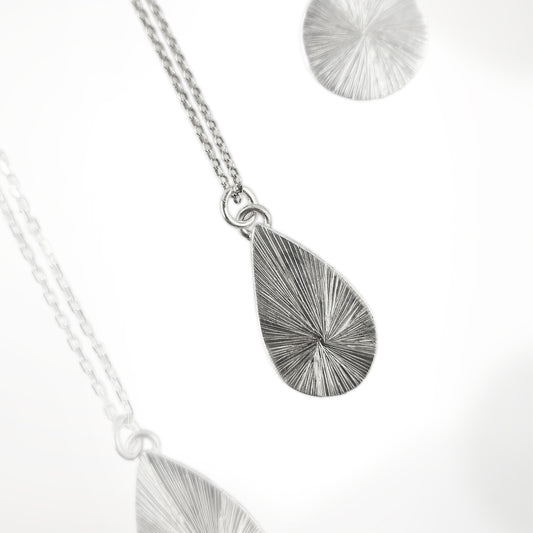 Engraved Drop Pendant Necklace