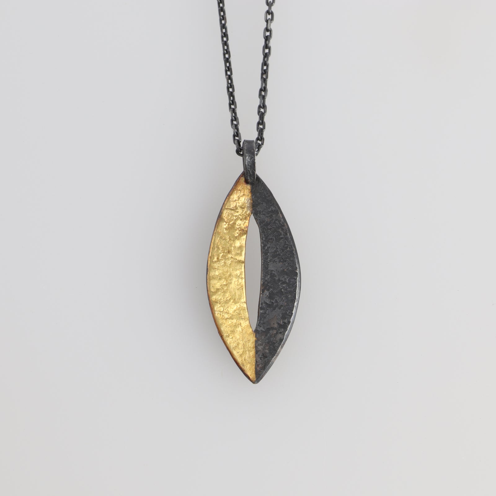 marquise_pendant_necklace_keum_boo_gold_oxidised_silver